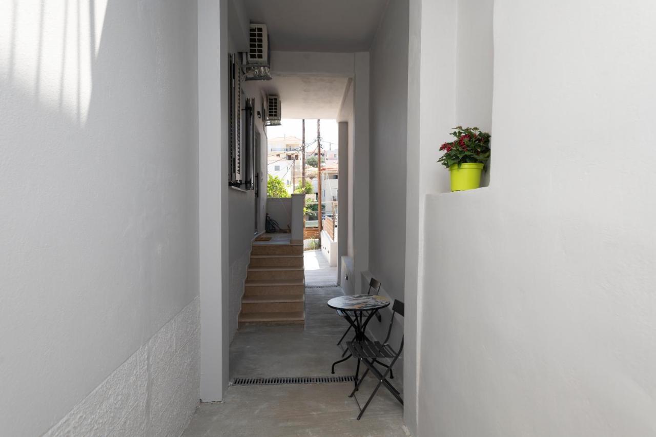 Camara Luxury Apartments Pylos Exterior photo